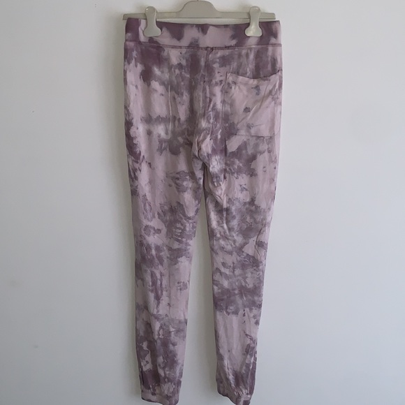 Young Fabulous and Broke | Lavender Comfy Lounge Tie Dye Joggers - Picture 4 of 8